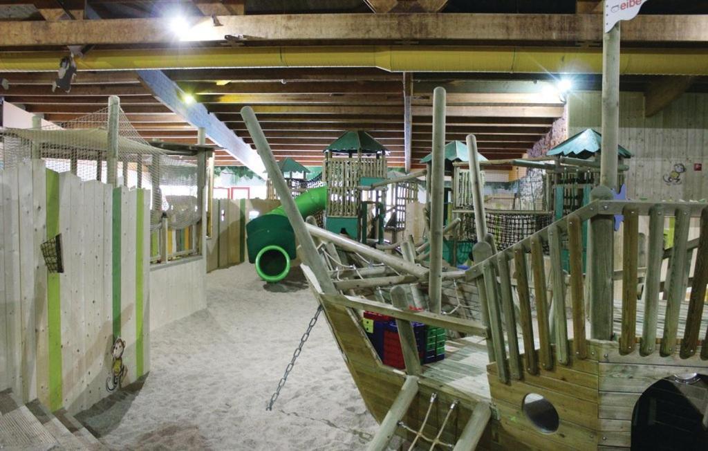 Het Familie Boshuisje - Vakantiewoning Op Prachtig Park Met Veel Faciliteiten Inc Ligbad Gramsbergen Exteriér fotografie